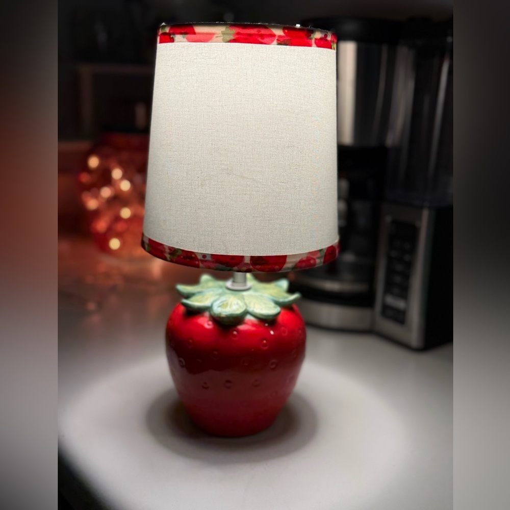 Strawberry Lamp
